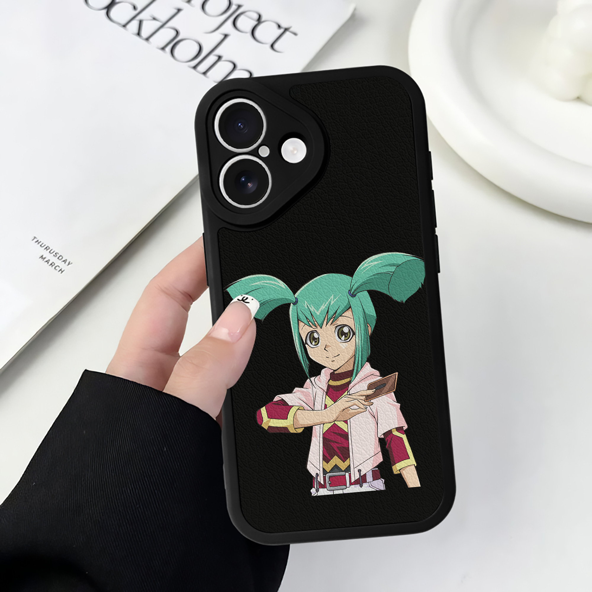 遊☆戯☆王 Yu-Gi-Oh! 【iPhone 16シリーズ対応】シリコンスマホケース（レザー調） 材質：シリコン